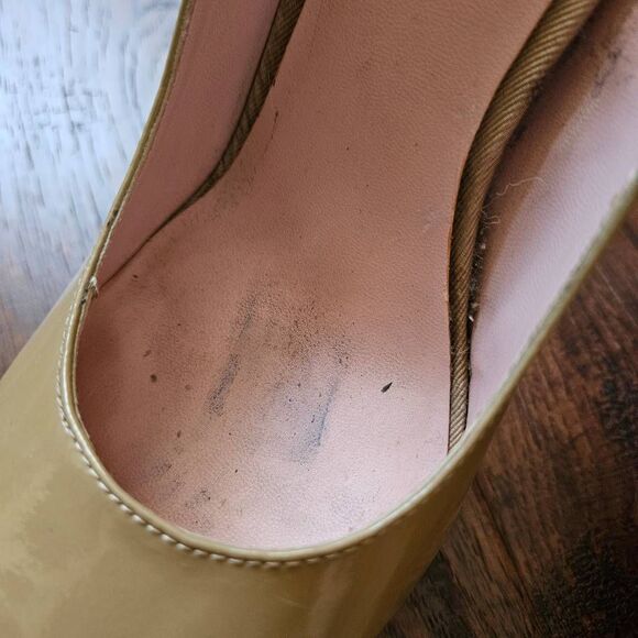 Betsey Johnson Dita Platform Heels - Picture 8 of 8